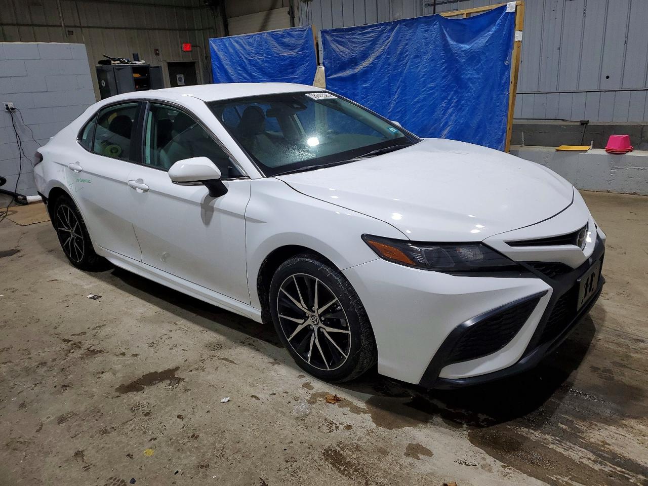 2024 TOYOTA CAMRY SE NIGHT SHADE photo 4