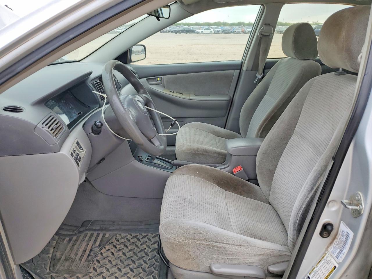 2007 TOYOTA COROLLA CE photo 7