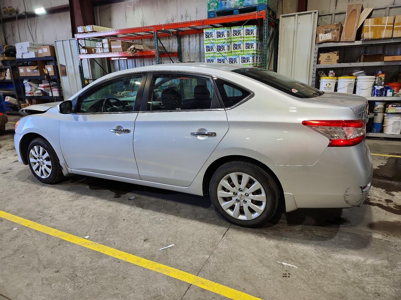 2015 NISSAN SENTRA S photo 4