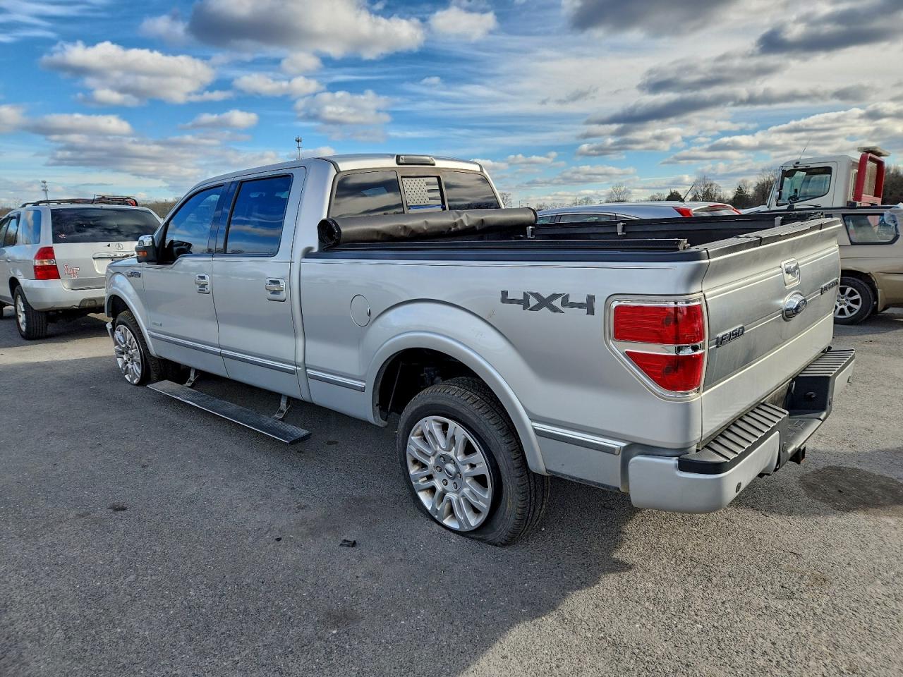 2013 FORD F150 SUPERCREW photo 2