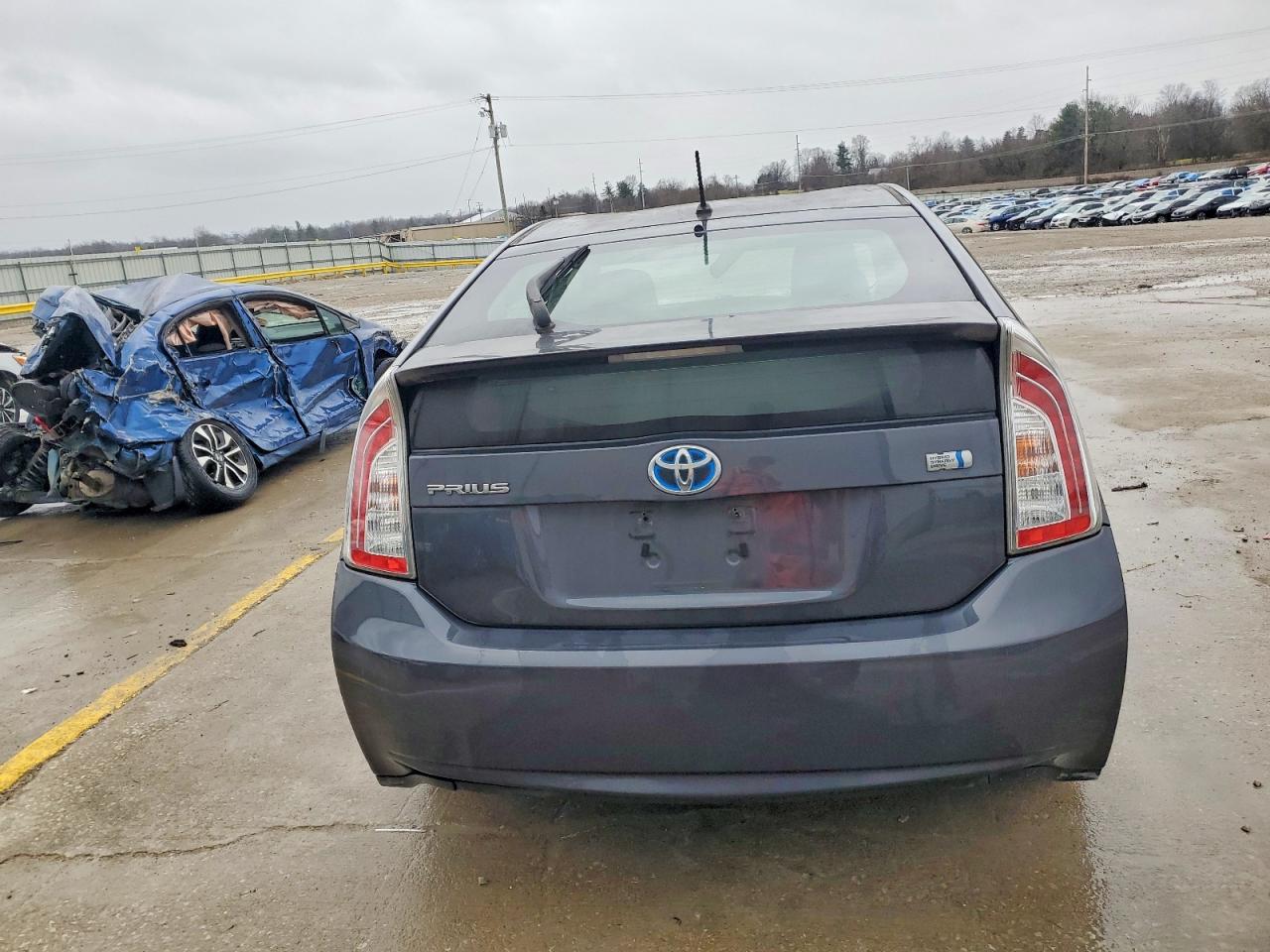 2012 TOYOTA PRIUS photo 6