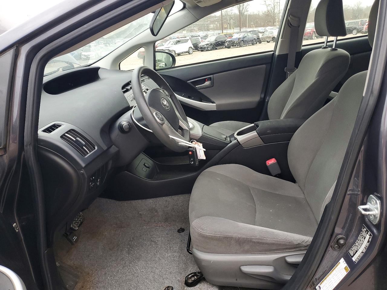 2012 TOYOTA PRIUS photo 7