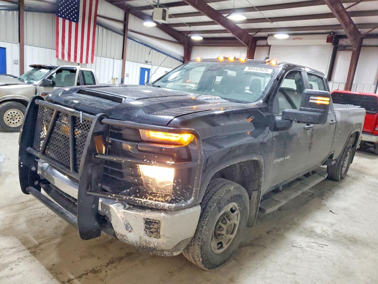 2025 CHEVROLET SILVERADO