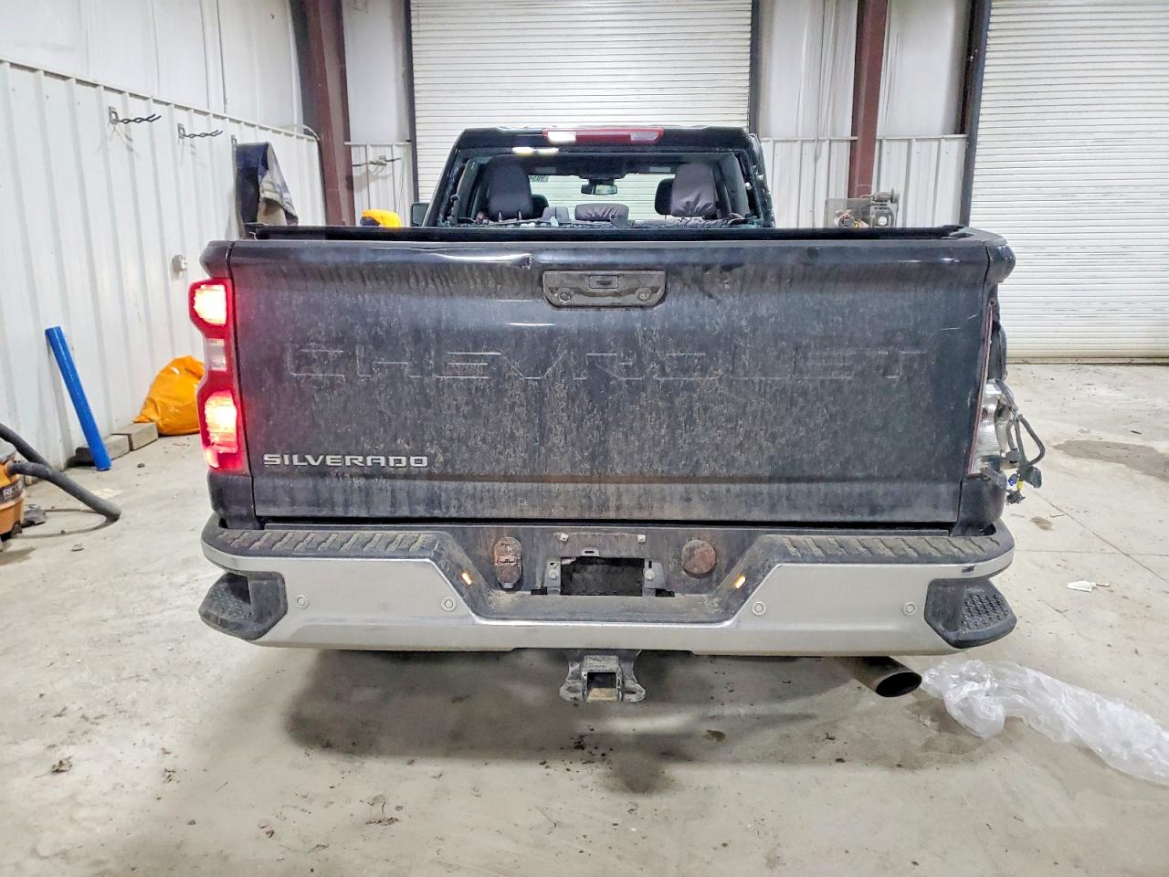 2025 CHEVROLET SILVERADO K2500 HEAVY DUTY photo 6