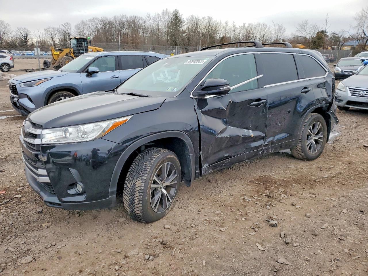 2017 TOYOTA HIGHLANDER