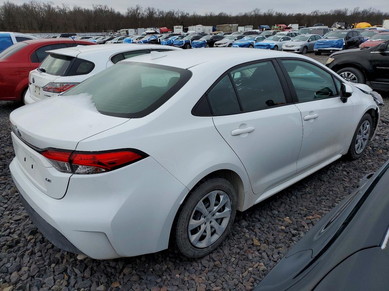 2023 TOYOTA COROLLA LE photo 5