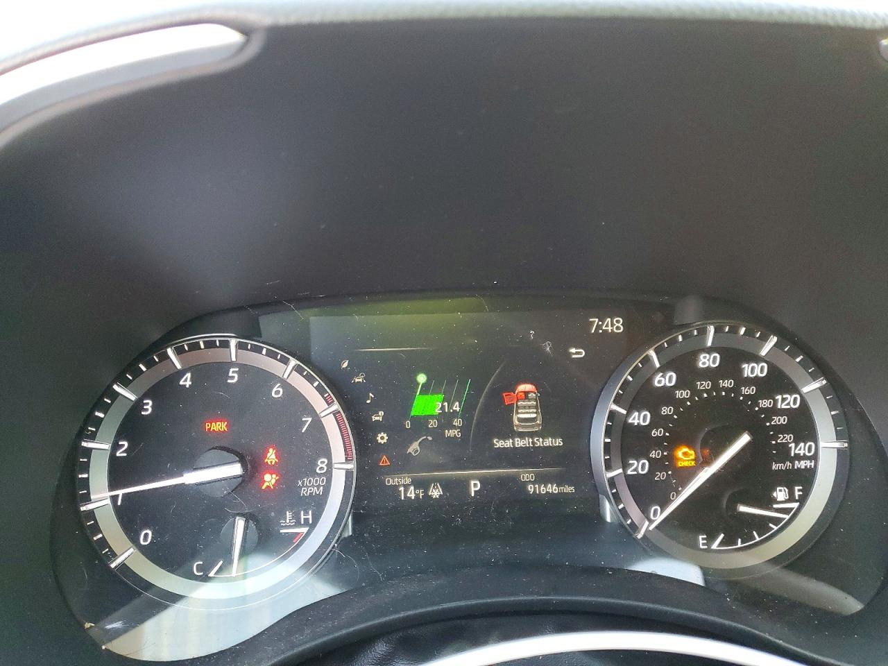 2021 TOYOTA HIGHLANDER XLE photo 9