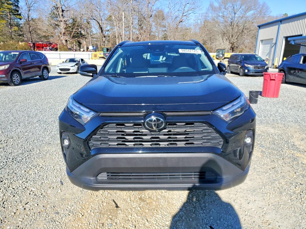 2022 TOYOTA RAV4 XLE PREMIUM photo 5
