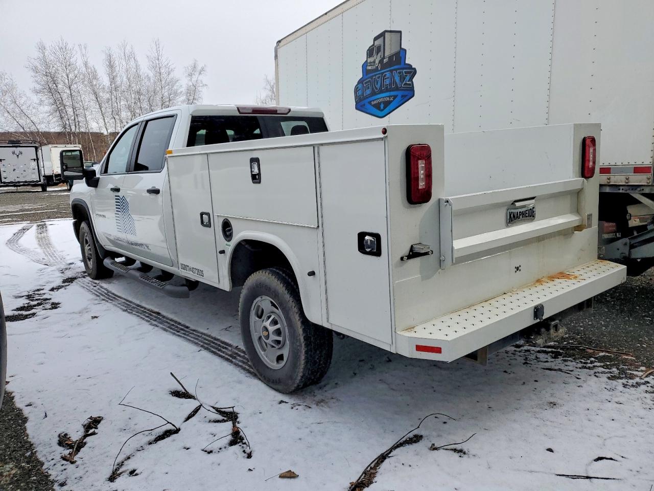 2024 CHEVROLET SILVERADO HD UTILITY / SERVICE TRUCK photo 3