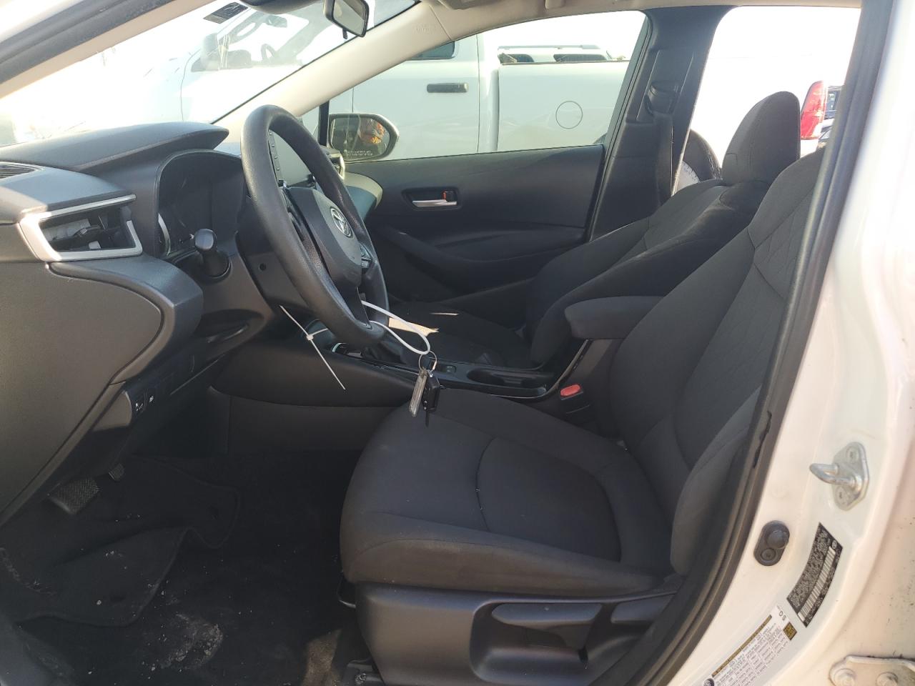2021 TOYOTA COROLLA LE photo 7