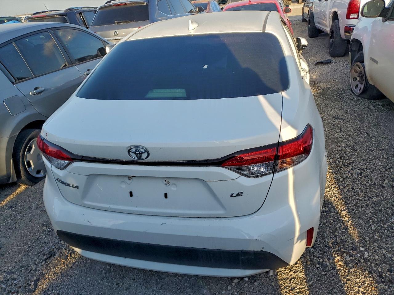 2021 TOYOTA COROLLA LE photo 6