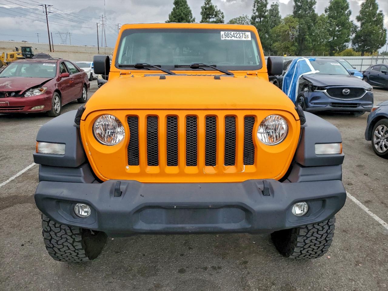 2018 JEEP WRANGLER UNLIMITED SPORT photo 13