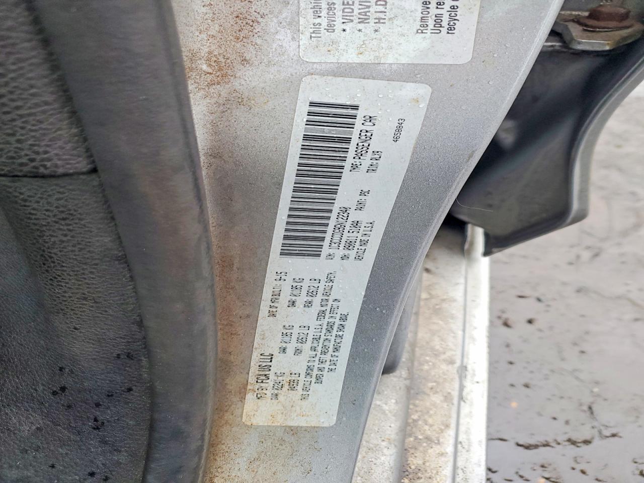 2016 CHRYSLER 200 S photo 12