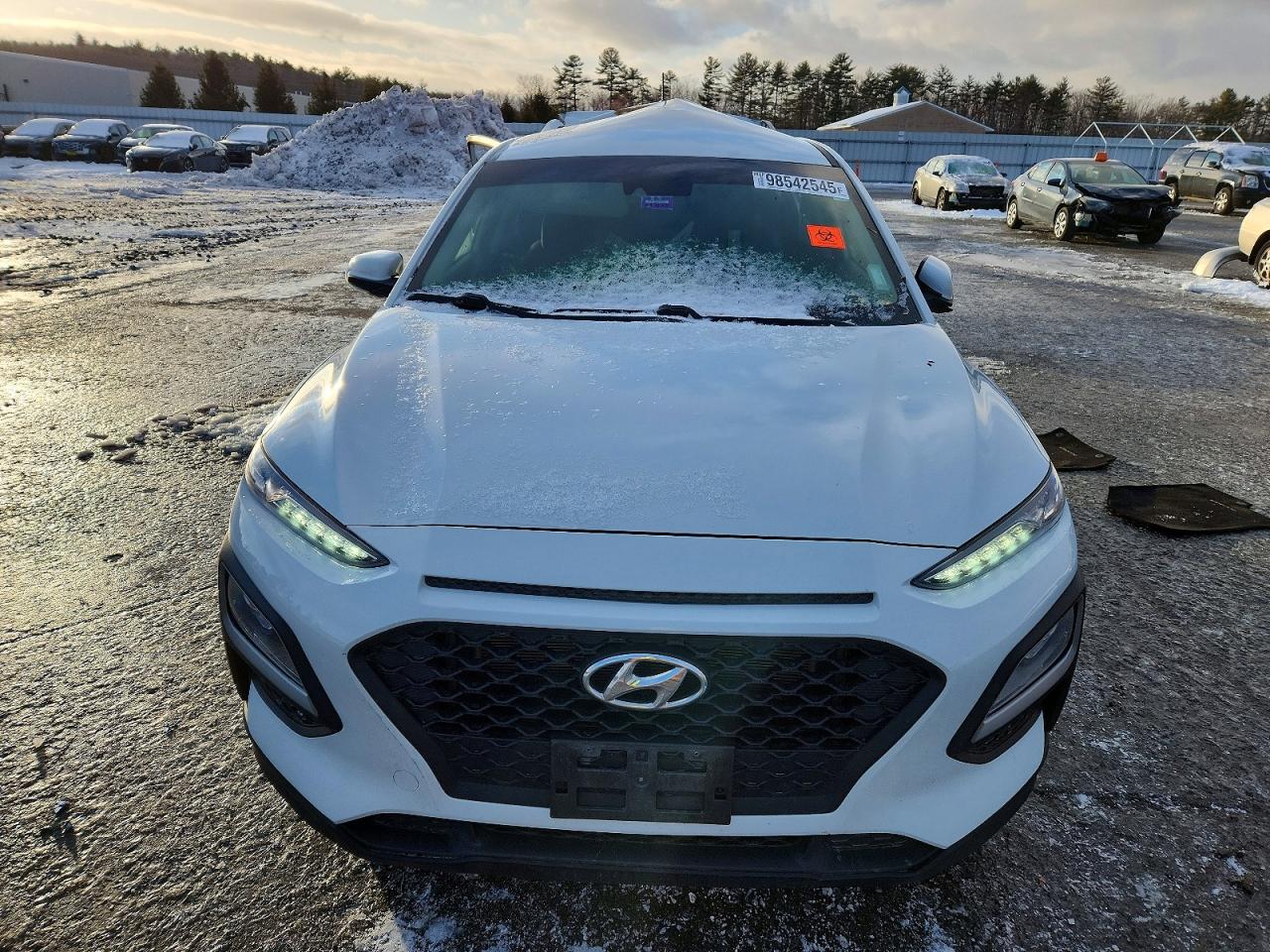 2020 HYUNDAI KONA SE photo 5
