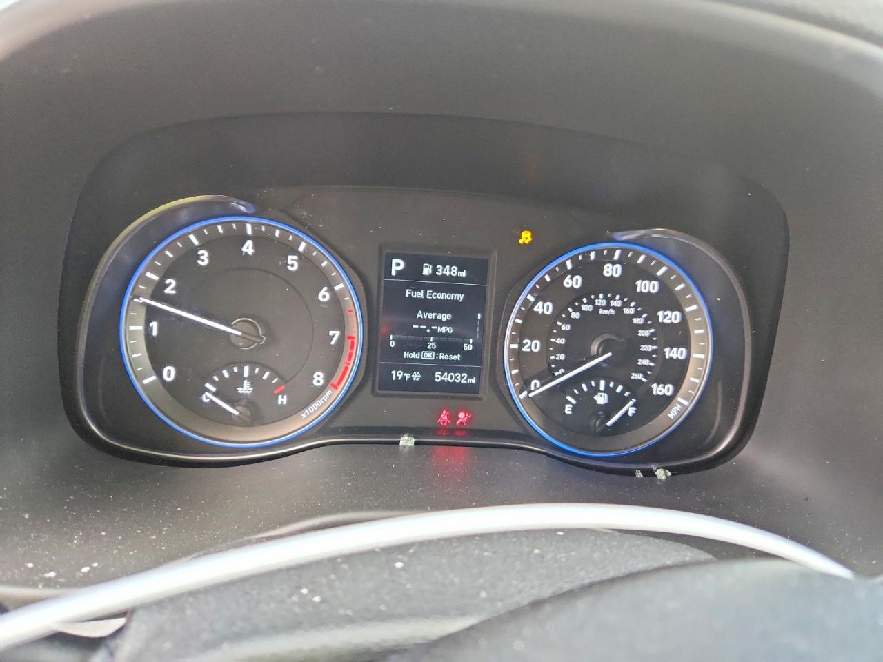 2020 HYUNDAI KONA SE photo 9