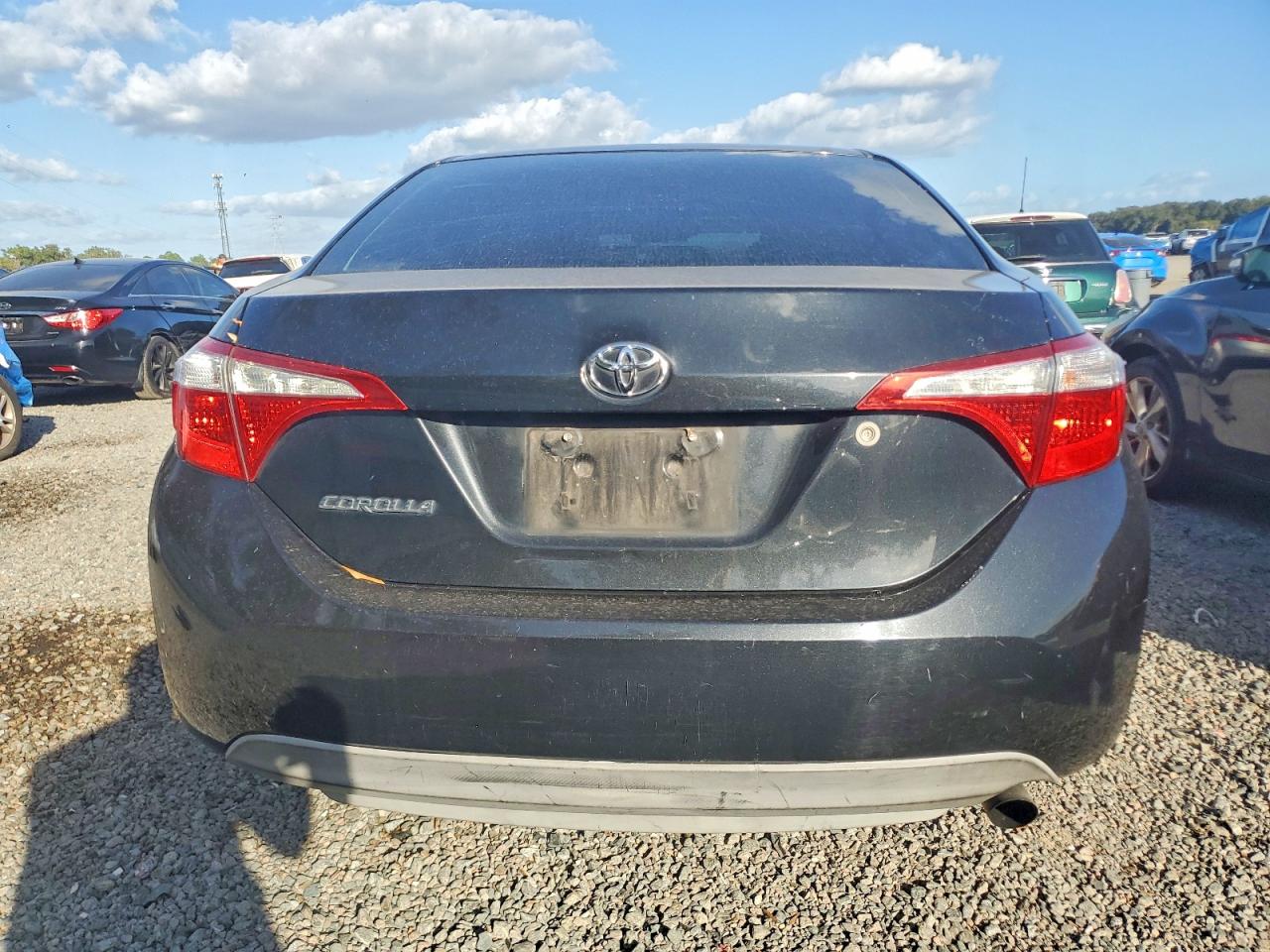 2015 TOYOTA COROLLA L photo 6