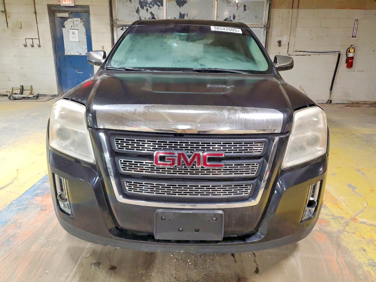 2011 GMC TERRAIN SLT photo 5