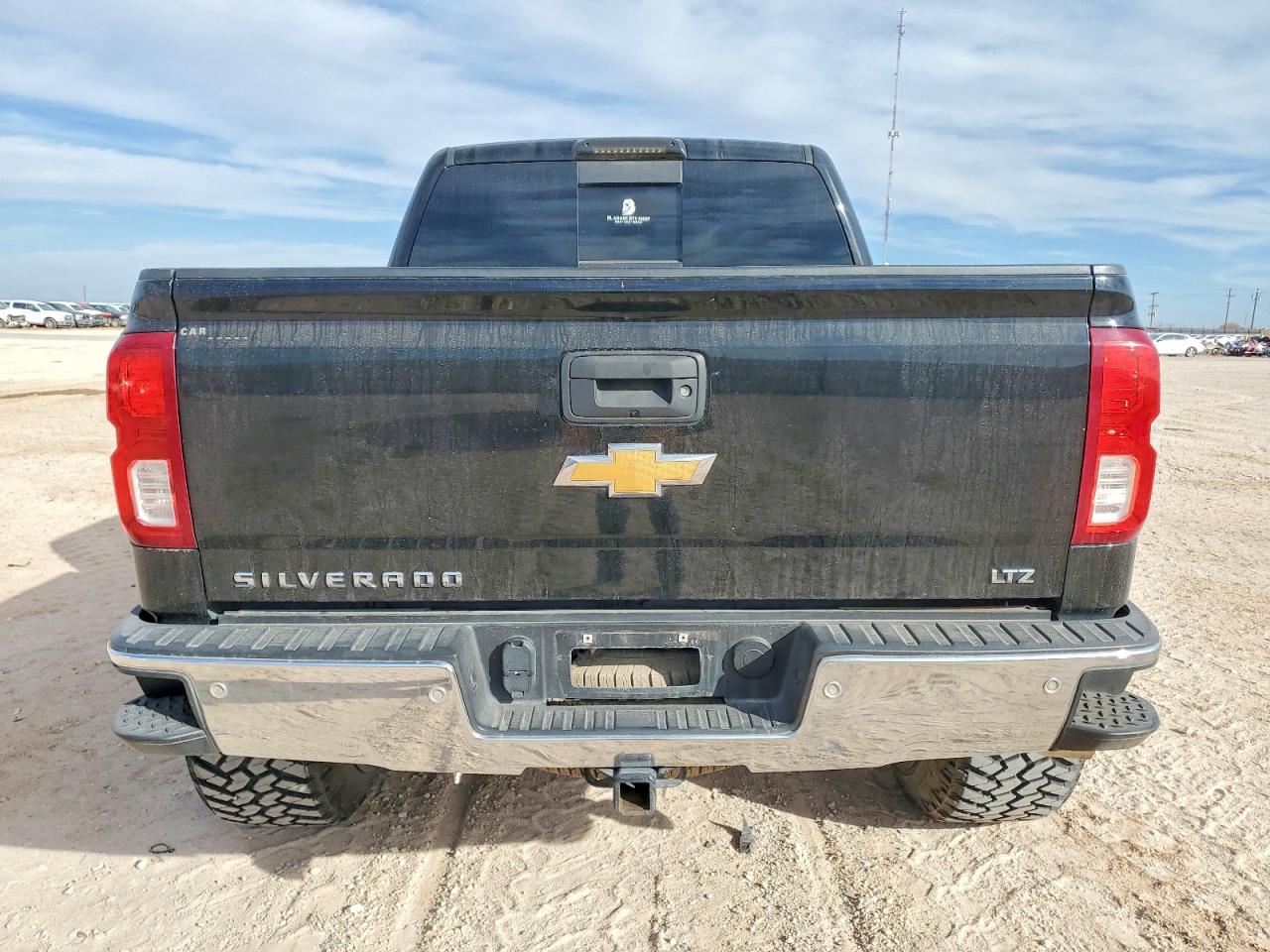 2016 CHEVROLET SILVERADO K1500 LTZ photo 6