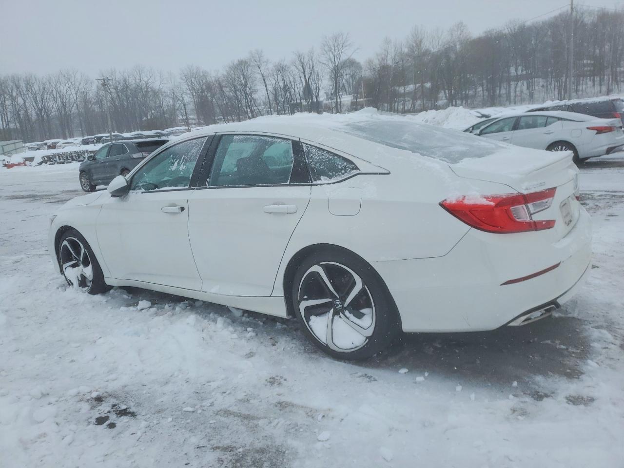 2020 HONDA ACCORD SPORT photo 2