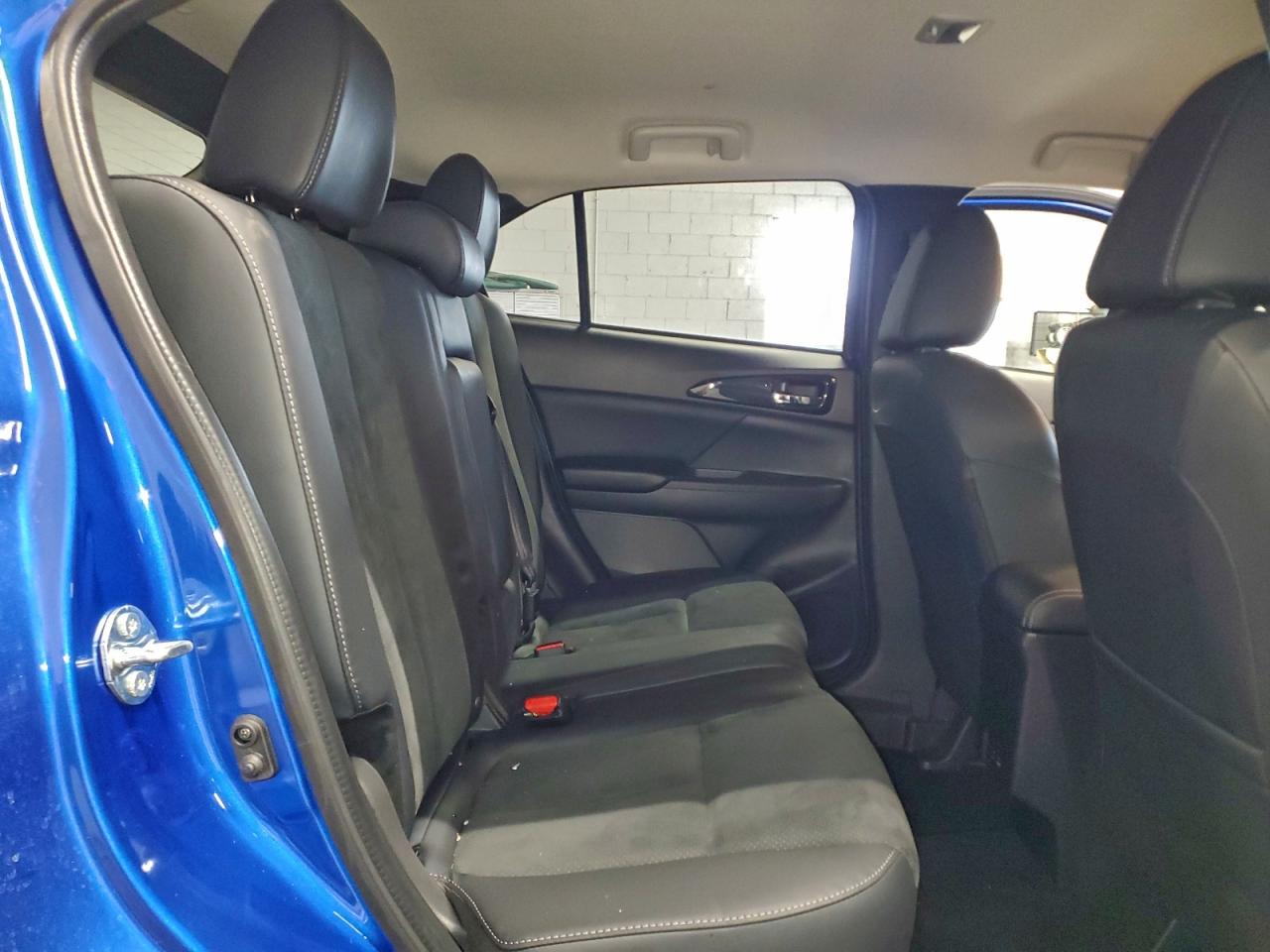 2025 MITSUBISHI ECLIPSE CROSS SE photo 11