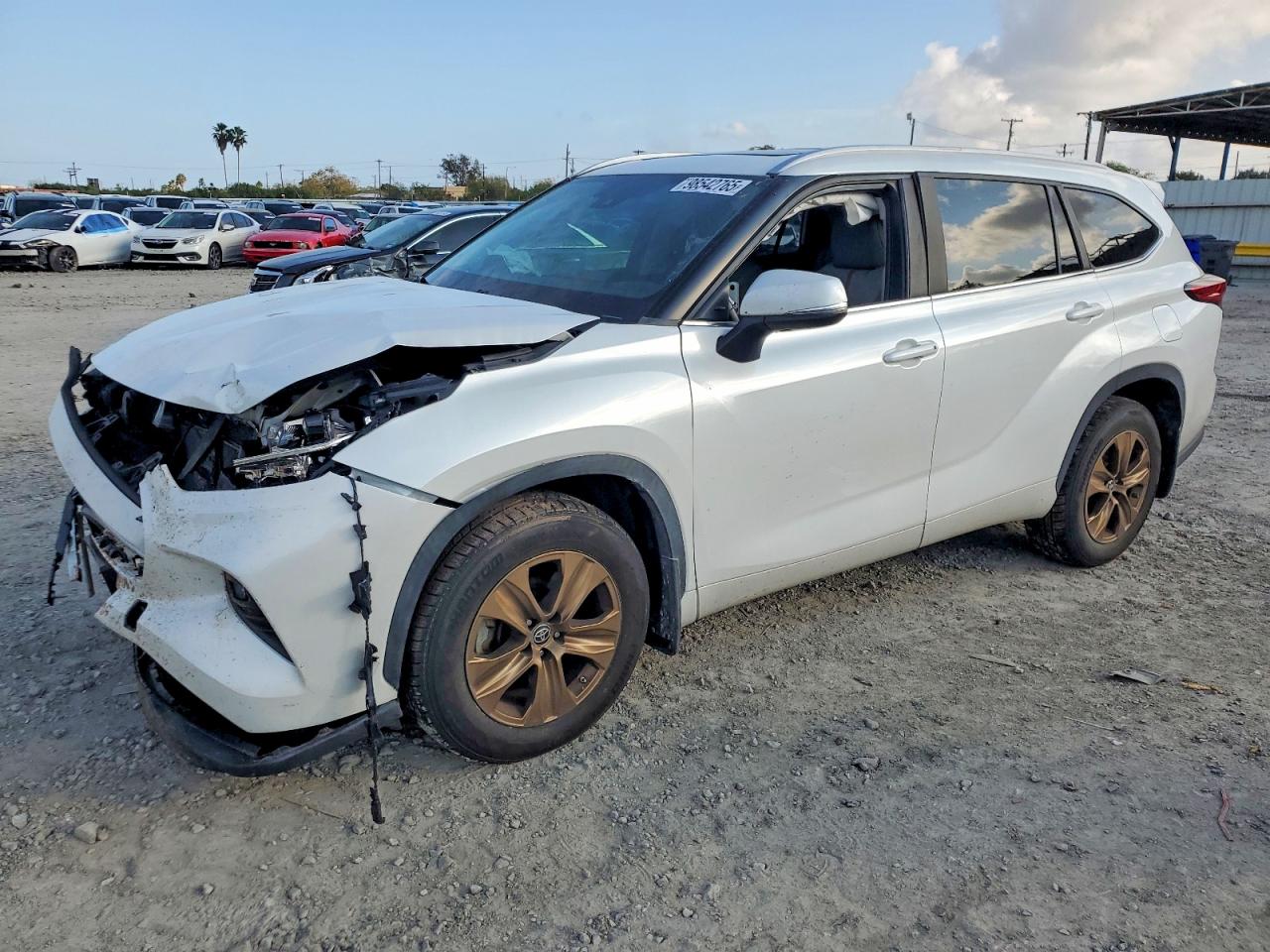 2023 TOYOTA HIGHLANDER