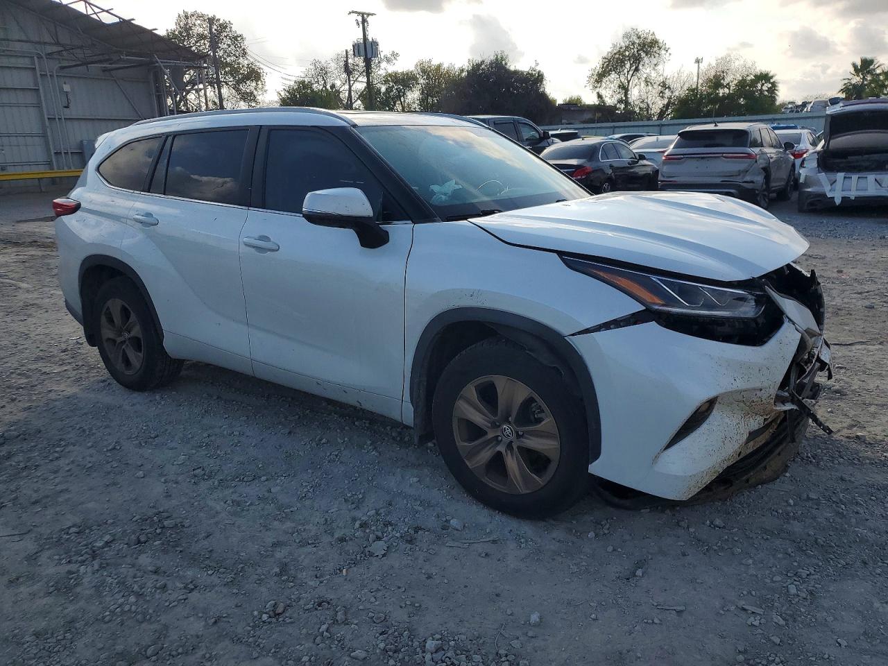2023 TOYOTA HIGHLANDER HYBRID BRONZE EDITION photo 4