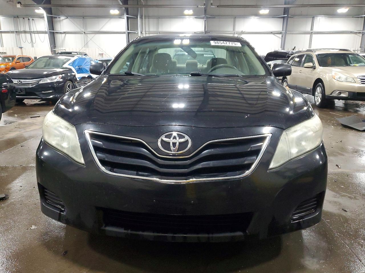 2011 TOYOTA CAMRY BASE photo 5