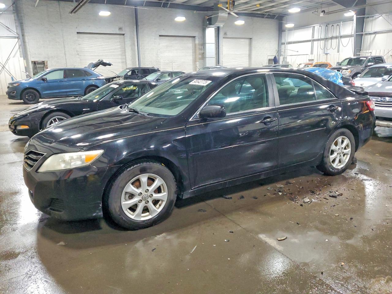 2011 TOYOTA CAMRY