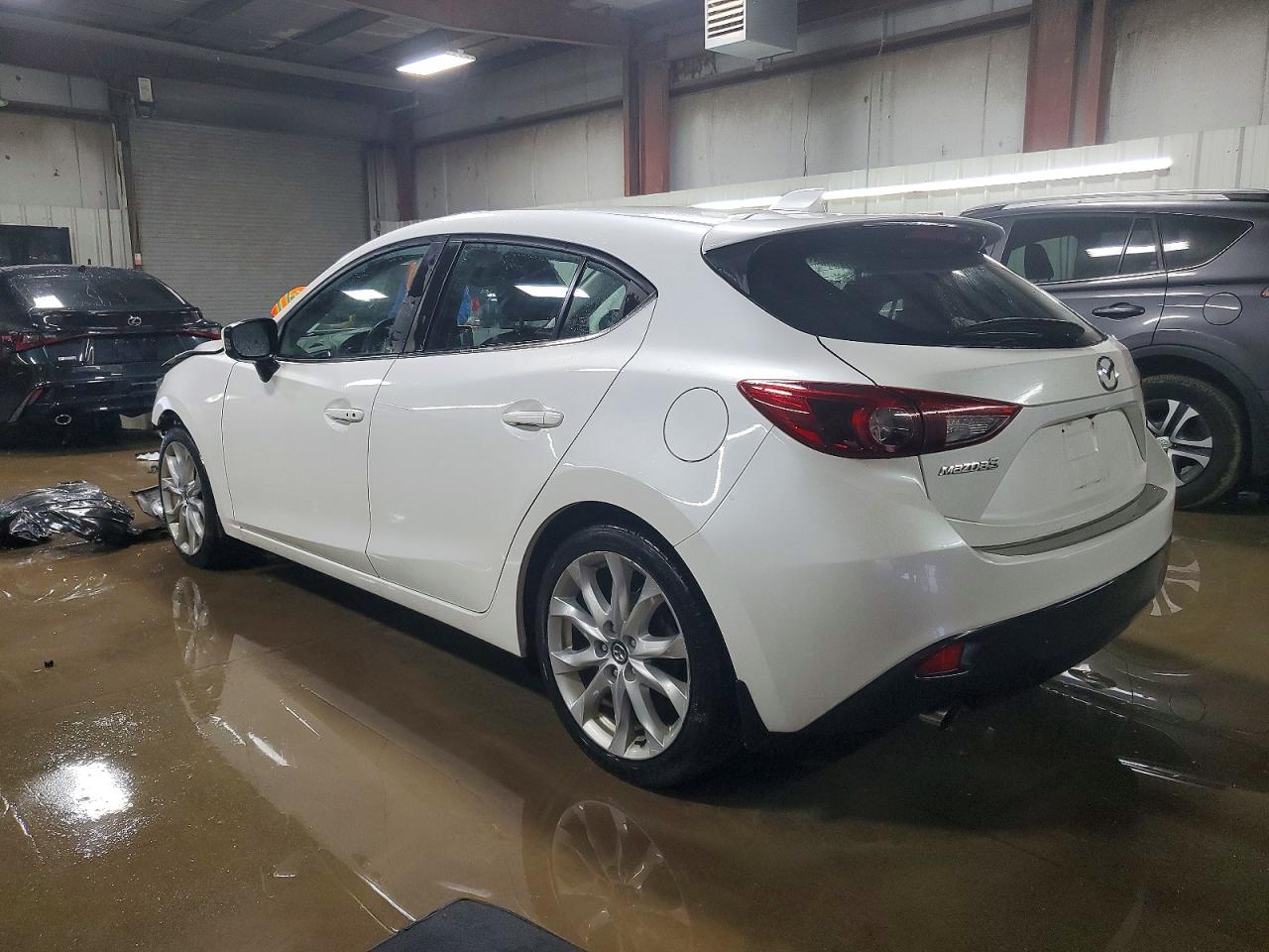 2014 MAZDA 3 GRAND TOURING photo 2