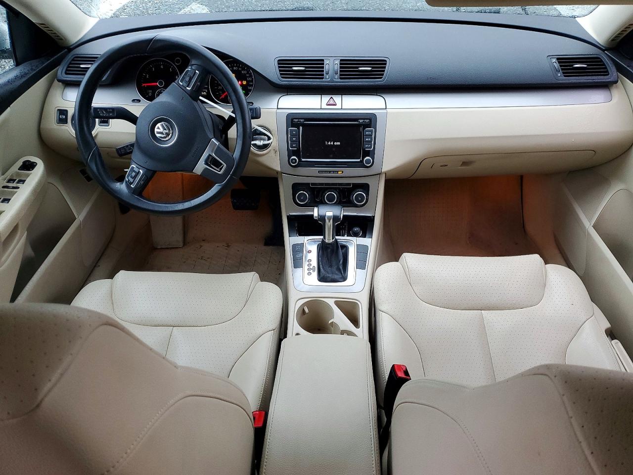 2010 VOLKSWAGEN PASSAT KOMFORT photo 22