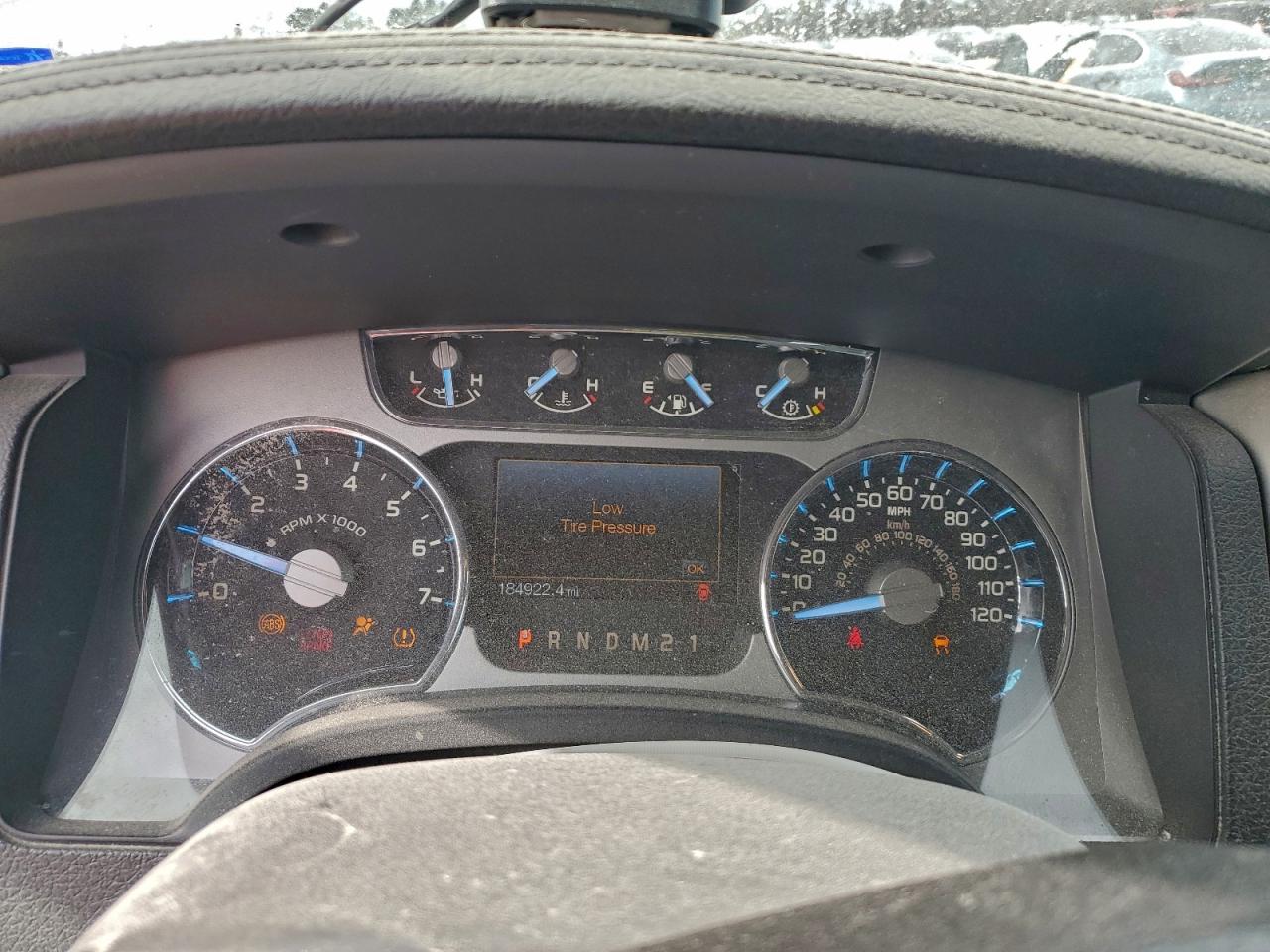 2011 FORD F150 SUPERCREW photo 25