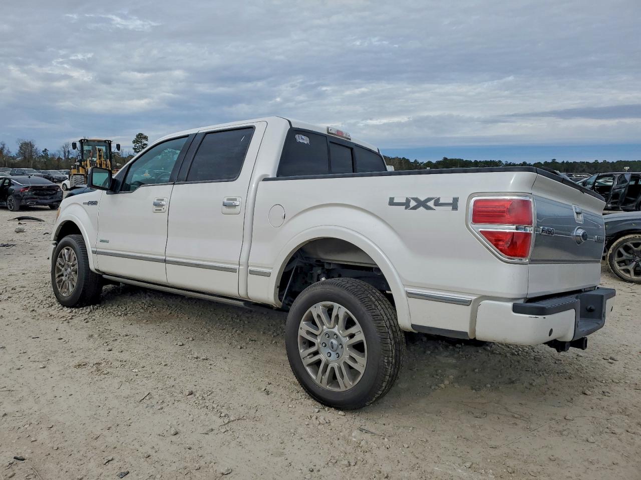 2011 FORD F150 SUPERCREW photo 4
