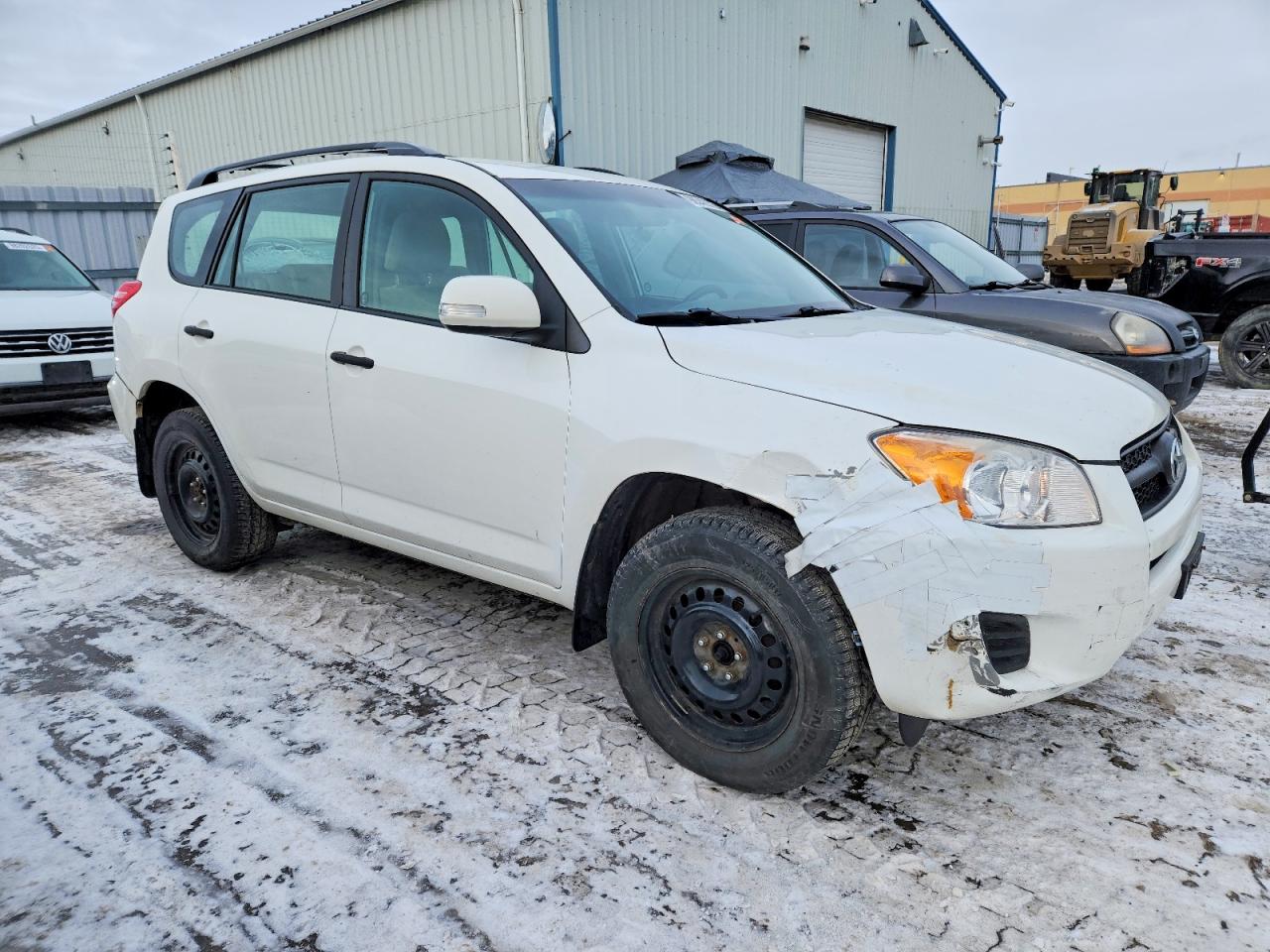 2011 TOYOTA RAV4 photo 4