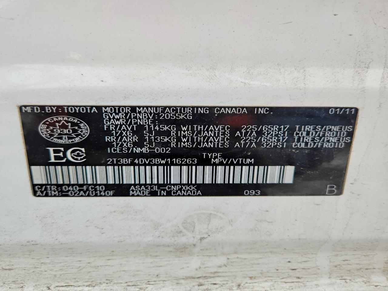 2011 TOYOTA RAV4 photo 13