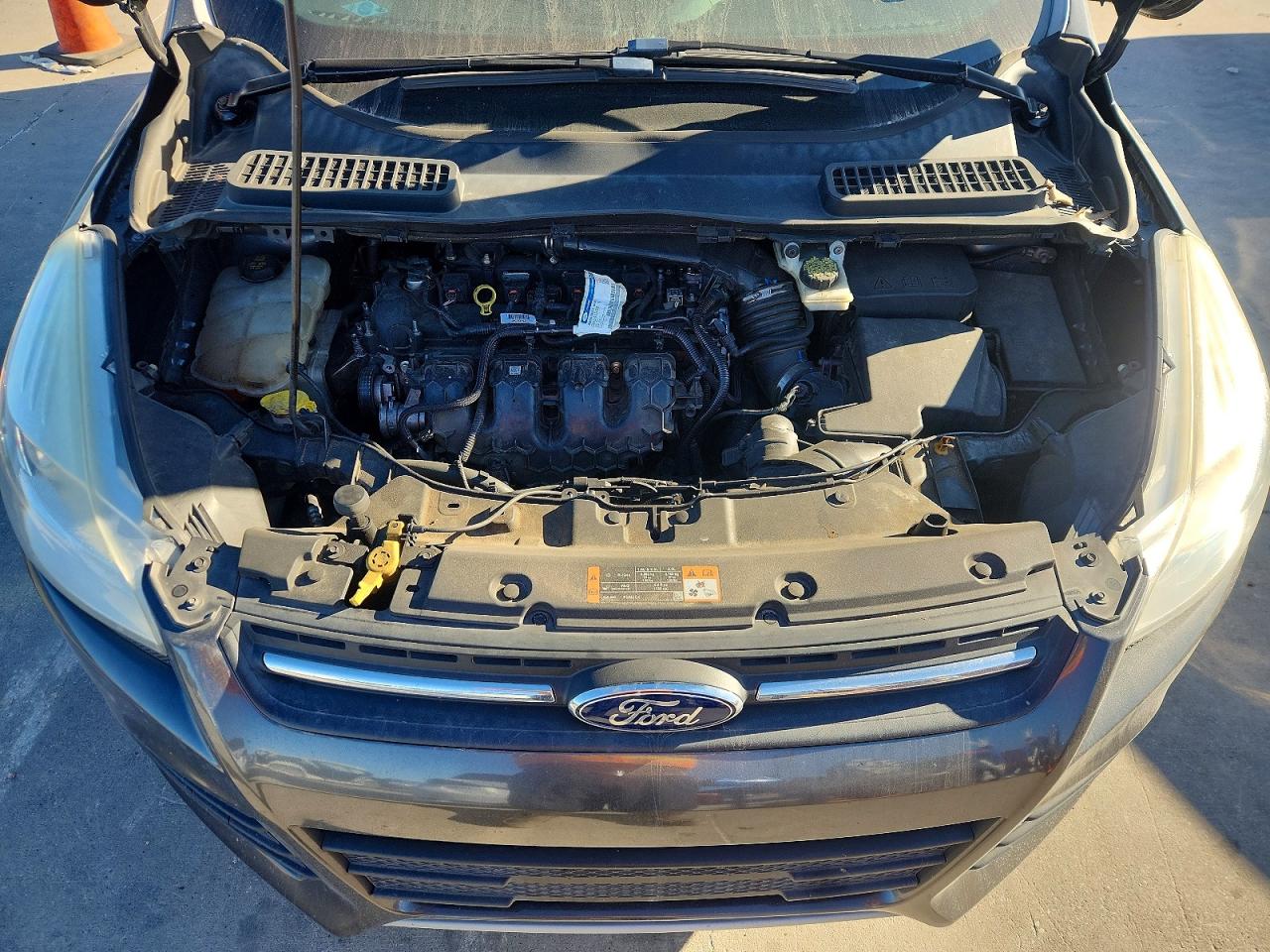 2015 FORD ESCAPE SE photo 31