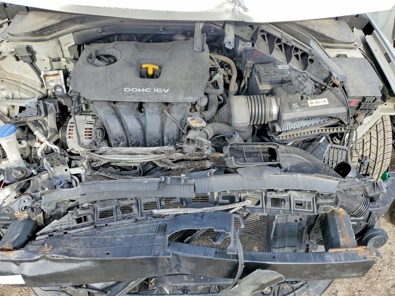 2017 HYUNDAI ELANTRA SE photo 11