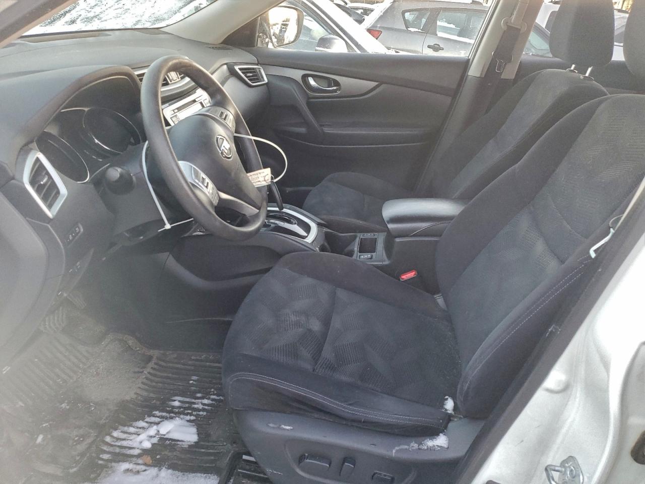 2016 NISSAN ROGUE S photo 13