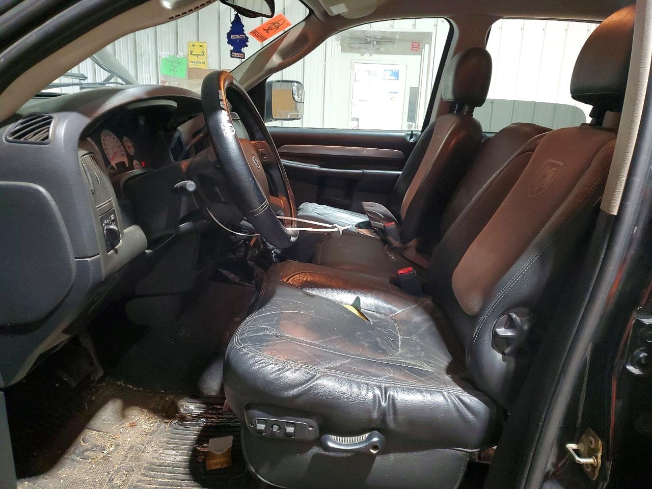 2004 DODGE RAM 1500 ST photo 7