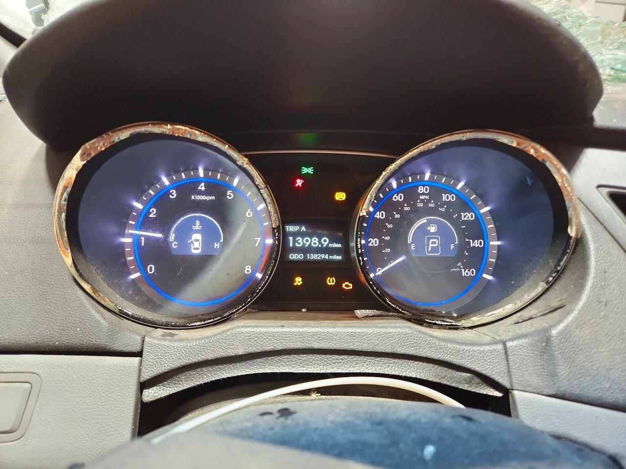 2013 HYUNDAI SONATA GLS photo 9
