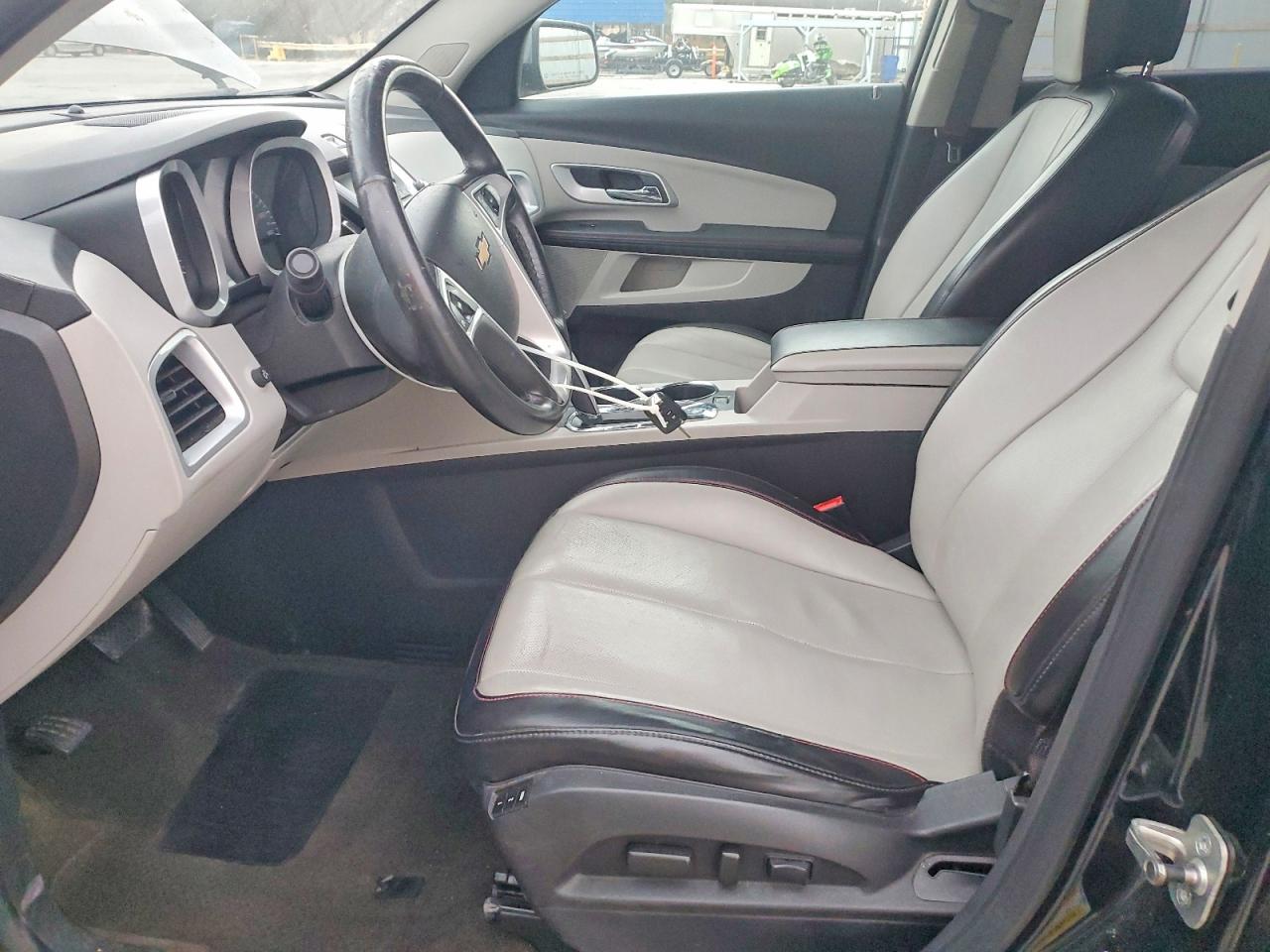 2010 CHEVROLET EQUINOX LTZ photo 13
