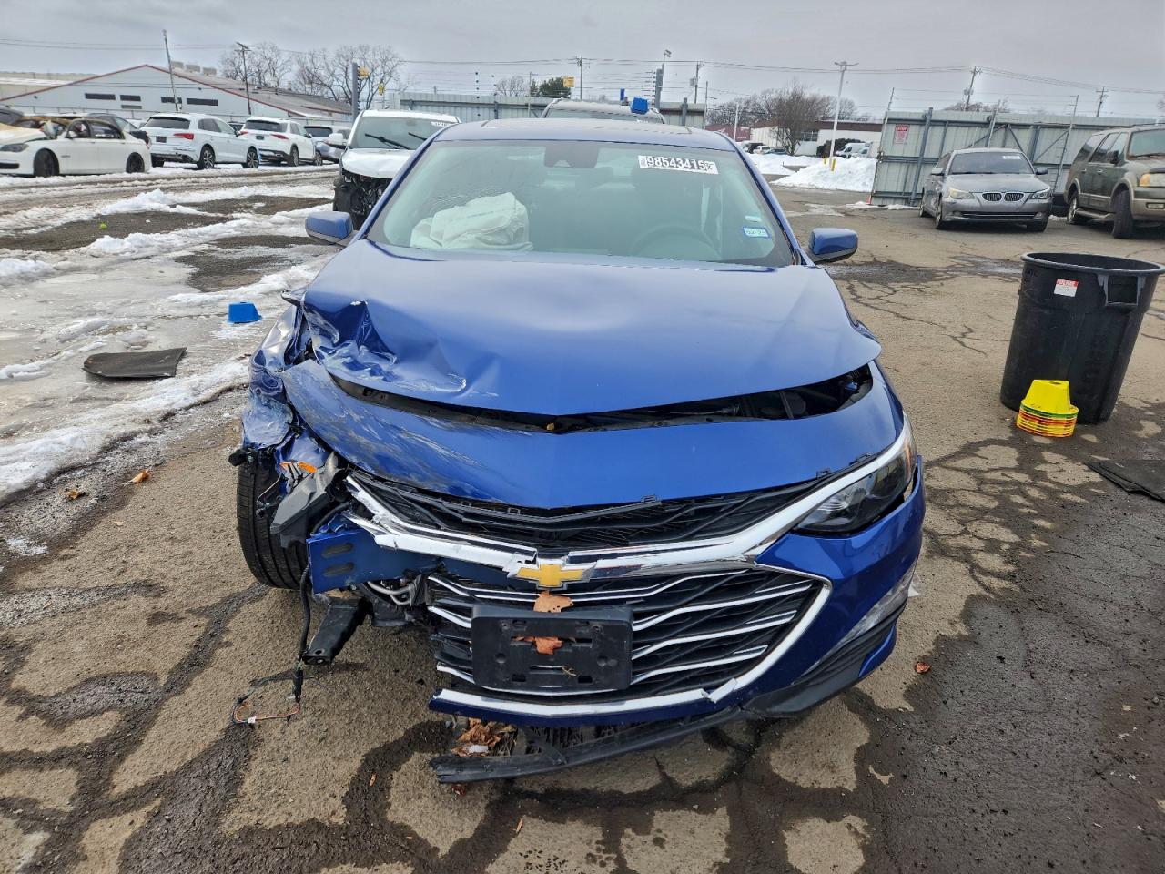 2023 CHEVROLET MALIBU LT photo 9