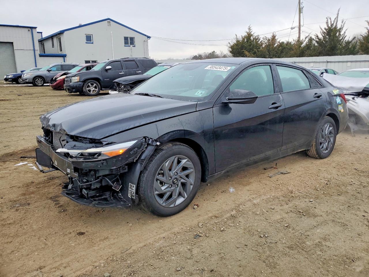 2024 HYUNDAI ELANTRA