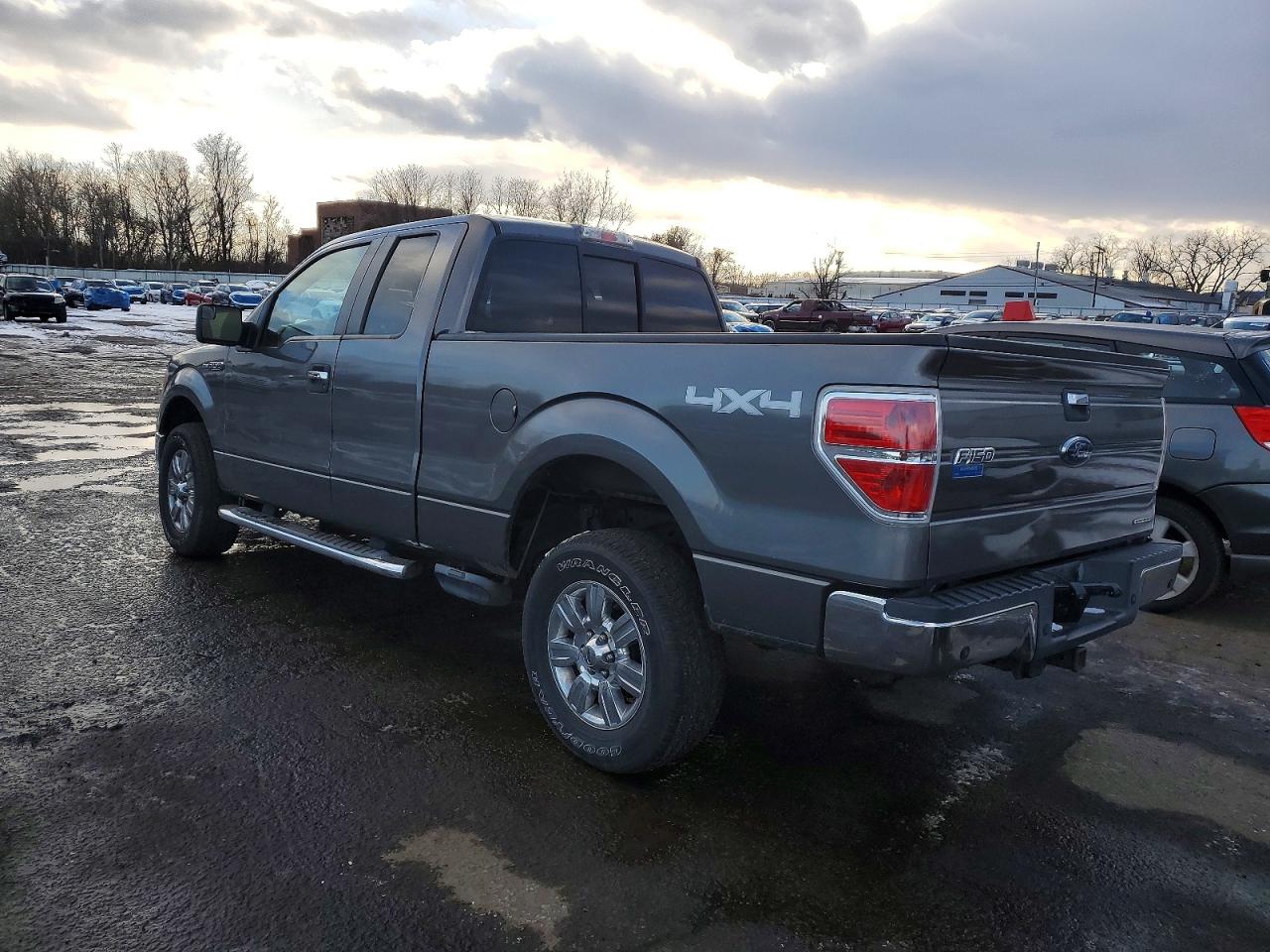 2011 FORD F150 SUPER CAB photo 3
