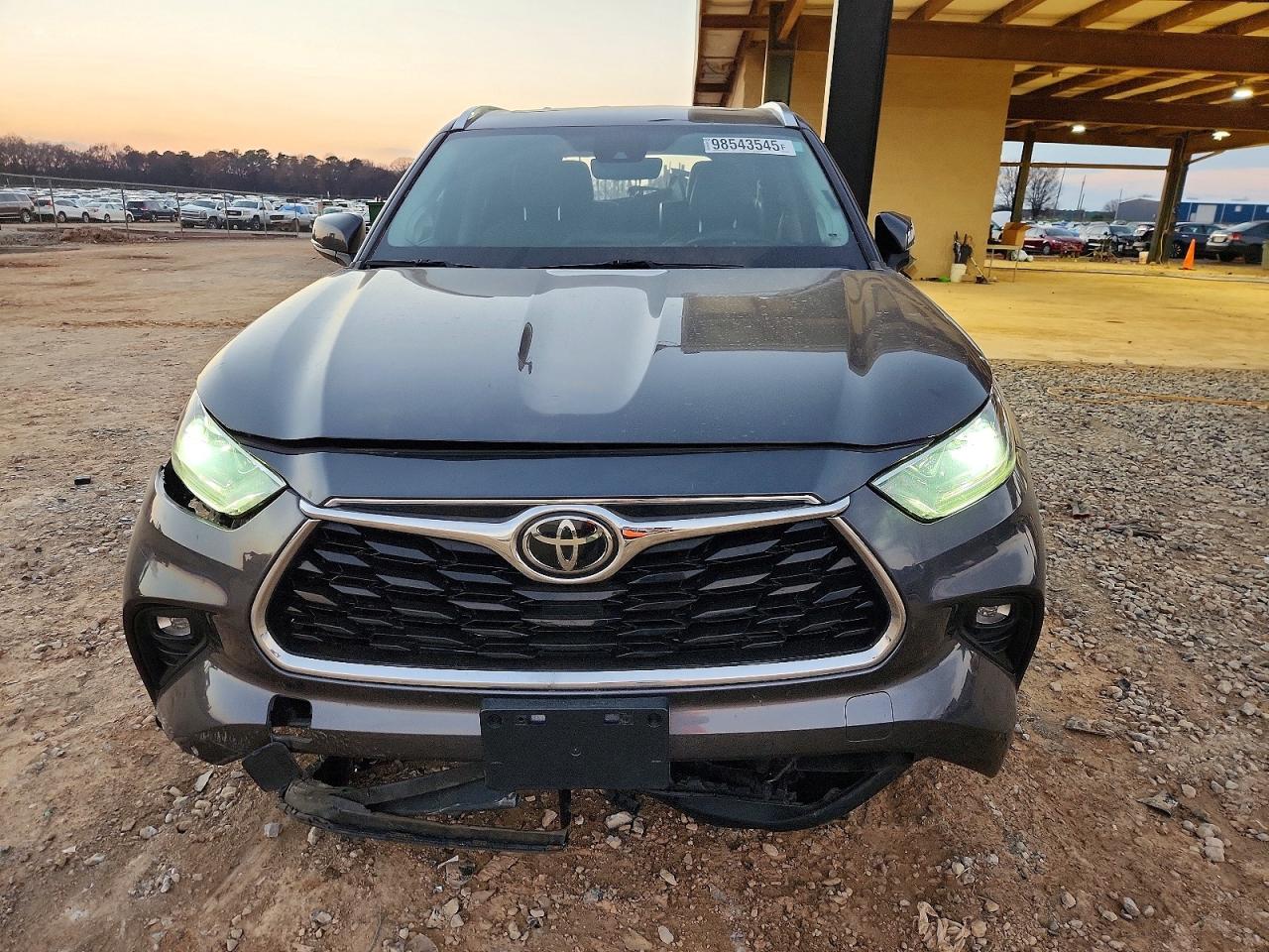 2021 TOYOTA HIGHLANDER LIMITED photo 5