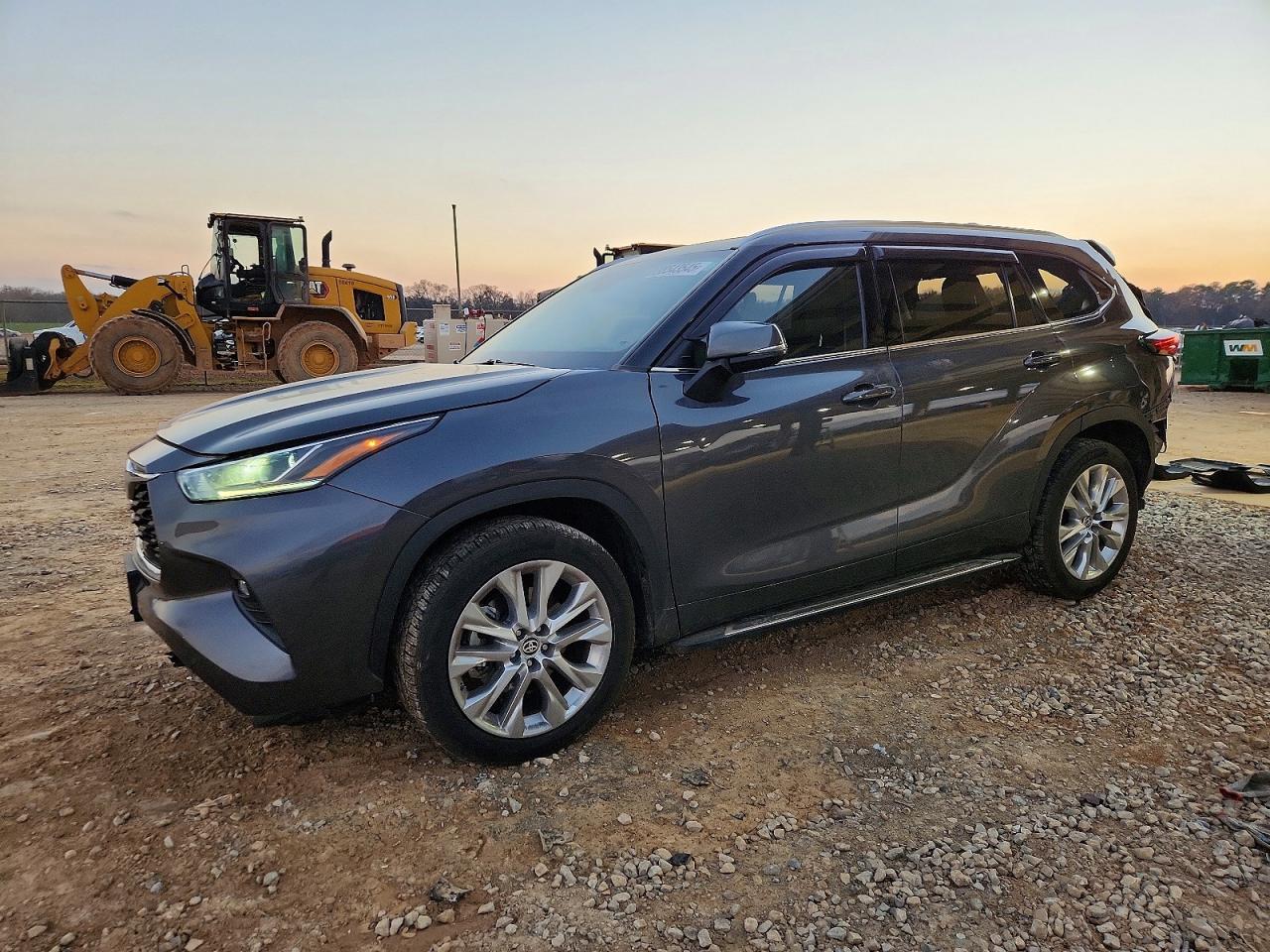 2021 TOYOTA HIGHLANDER