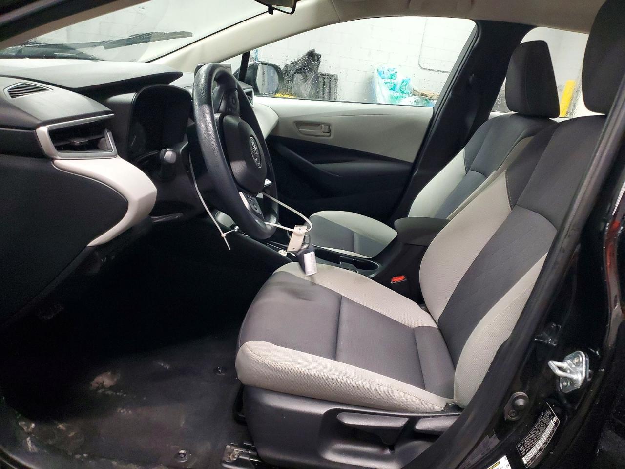 2024 TOYOTA COROLLA LE photo 7