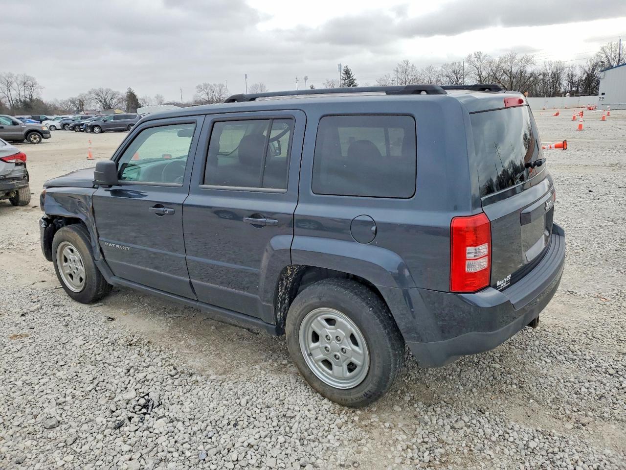 2014 JEEP PATRIOT SPORT photo 2