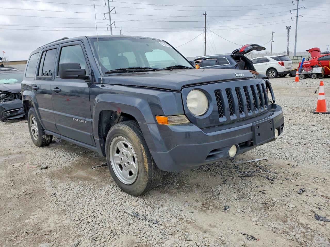 2014 JEEP PATRIOT SPORT photo 4