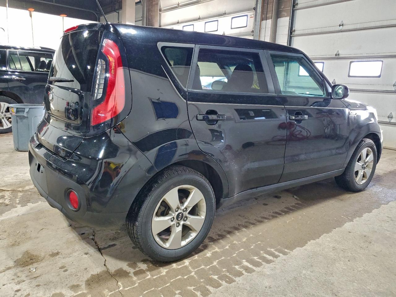 2017 KIA SOUL photo 3