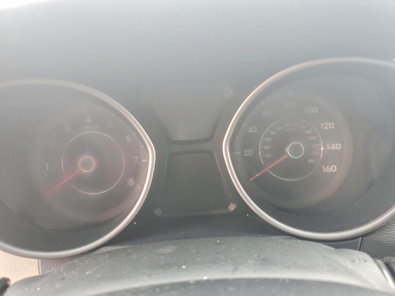 2014 HYUNDAI ELANTRA SE photo 9